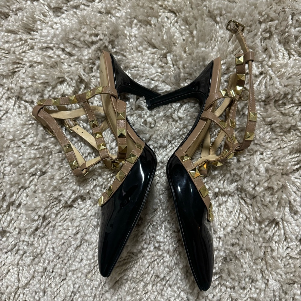 Jessica Simpson Studded Pumps - Picture 3 of 5